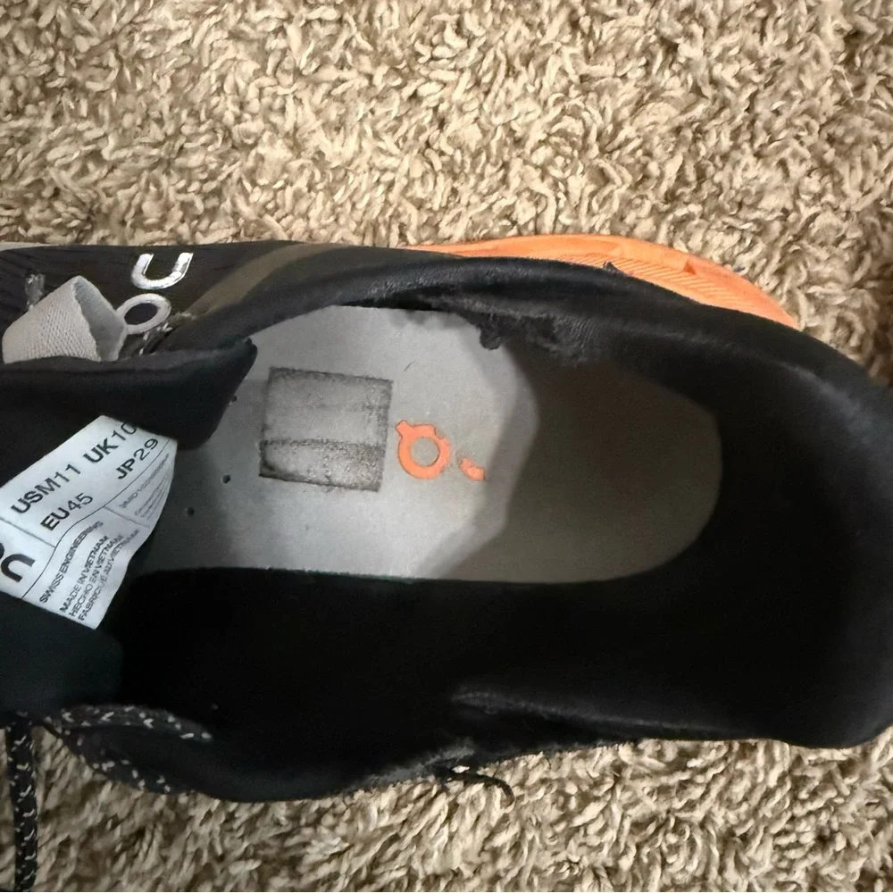 On Running On Cloud Cloudnova Runners Sneakers Men’s Size 11 Black